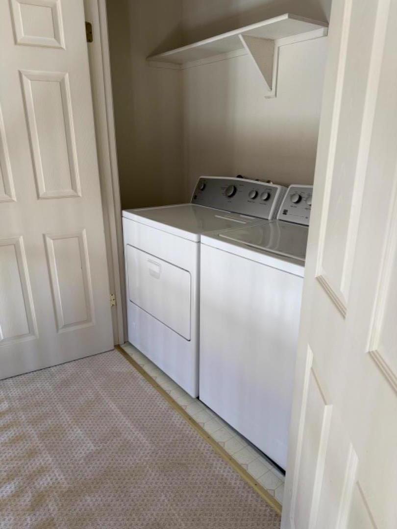 Detail Gallery Image 17 of 25 For 949 Nantucket Blvd #16,  Salinas,  CA 93906 - 3 Beds | 2/1 Baths