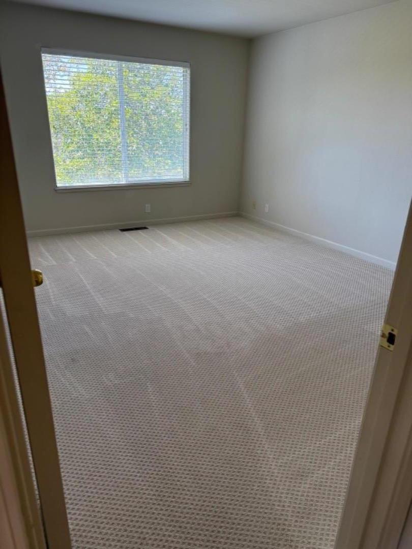 Detail Gallery Image 19 of 25 For 949 Nantucket Blvd #16,  Salinas,  CA 93906 - 3 Beds | 2/1 Baths