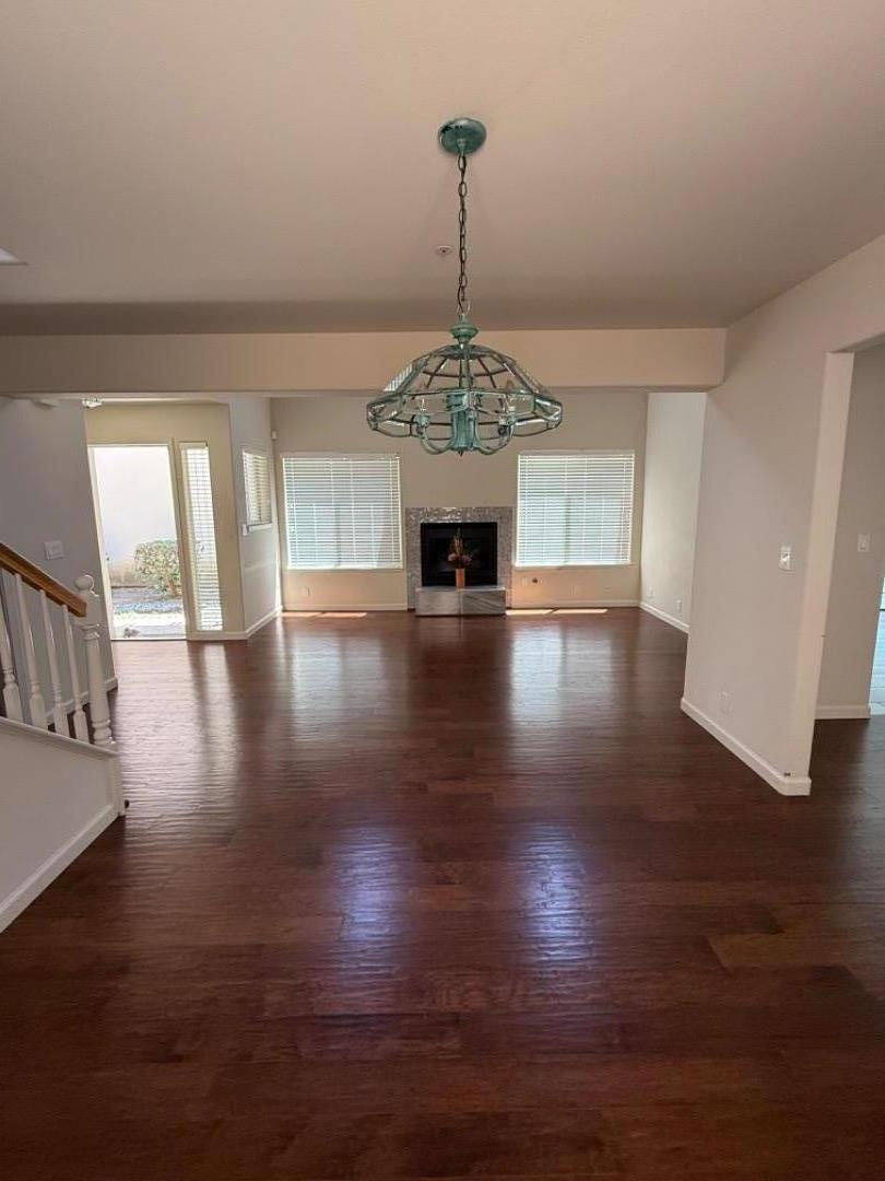 Detail Gallery Image 6 of 25 For 949 Nantucket Blvd #16,  Salinas,  CA 93906 - 3 Beds | 2/1 Baths