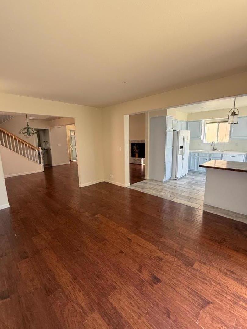 Detail Gallery Image 9 of 25 For 949 Nantucket Blvd #16,  Salinas,  CA 93906 - 3 Beds | 2/1 Baths