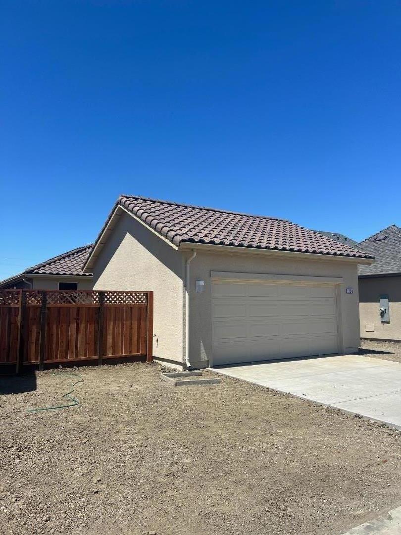 Detail Gallery Image 14 of 16 For 76 Boston Ln, King City,  CA 93930 - 3 Beds | 2 Baths