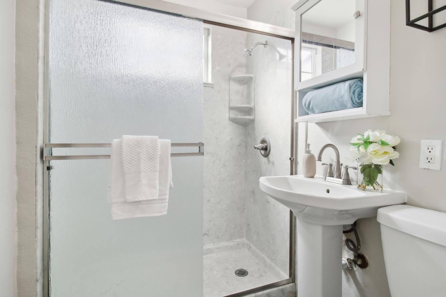 Detail Gallery Image 20 of 46 For 28250 Pacific St, Hayward,  CA 94544 - 3 Beds | 2 Baths