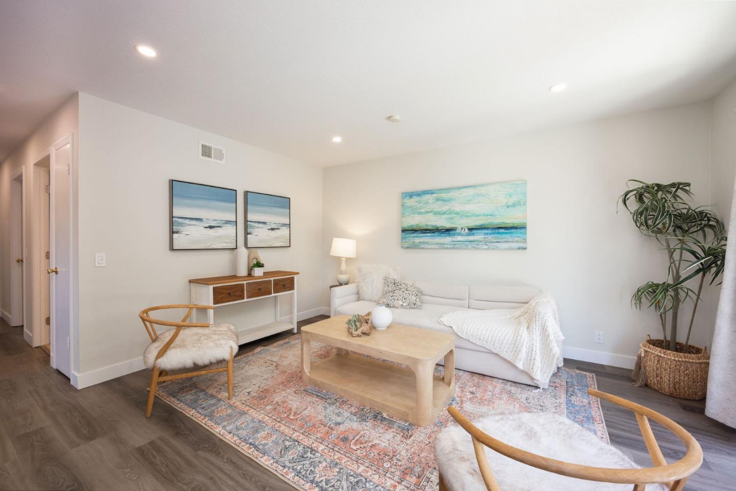 Detail Gallery Image 12 of 33 For 1026 Suzanne Ct, Half Moon Bay,  CA 94019 - 2 Beds | 1 Baths