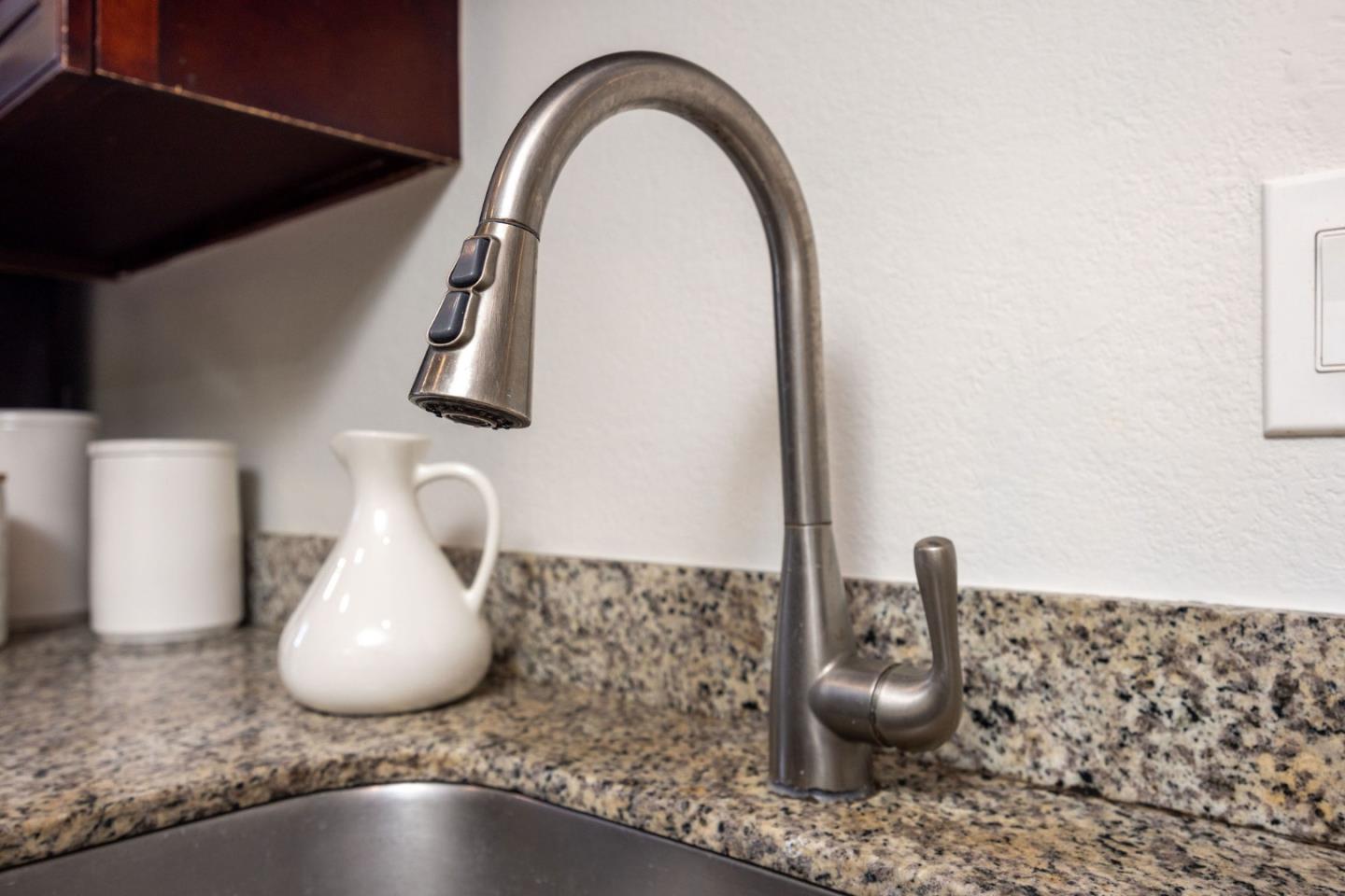 Detail Gallery Image 6 of 33 For 1026 Suzanne Ct, Half Moon Bay,  CA 94019 - 2 Beds | 1 Baths