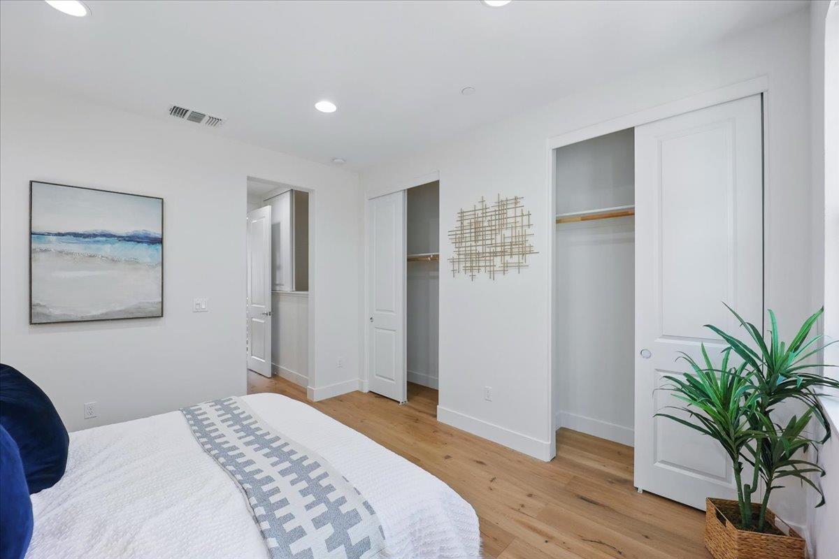 Detail Gallery Image 19 of 30 For 837 Sierra Vista Ave, Mountain View,  CA 94043 - 3 Beds | 3 Baths