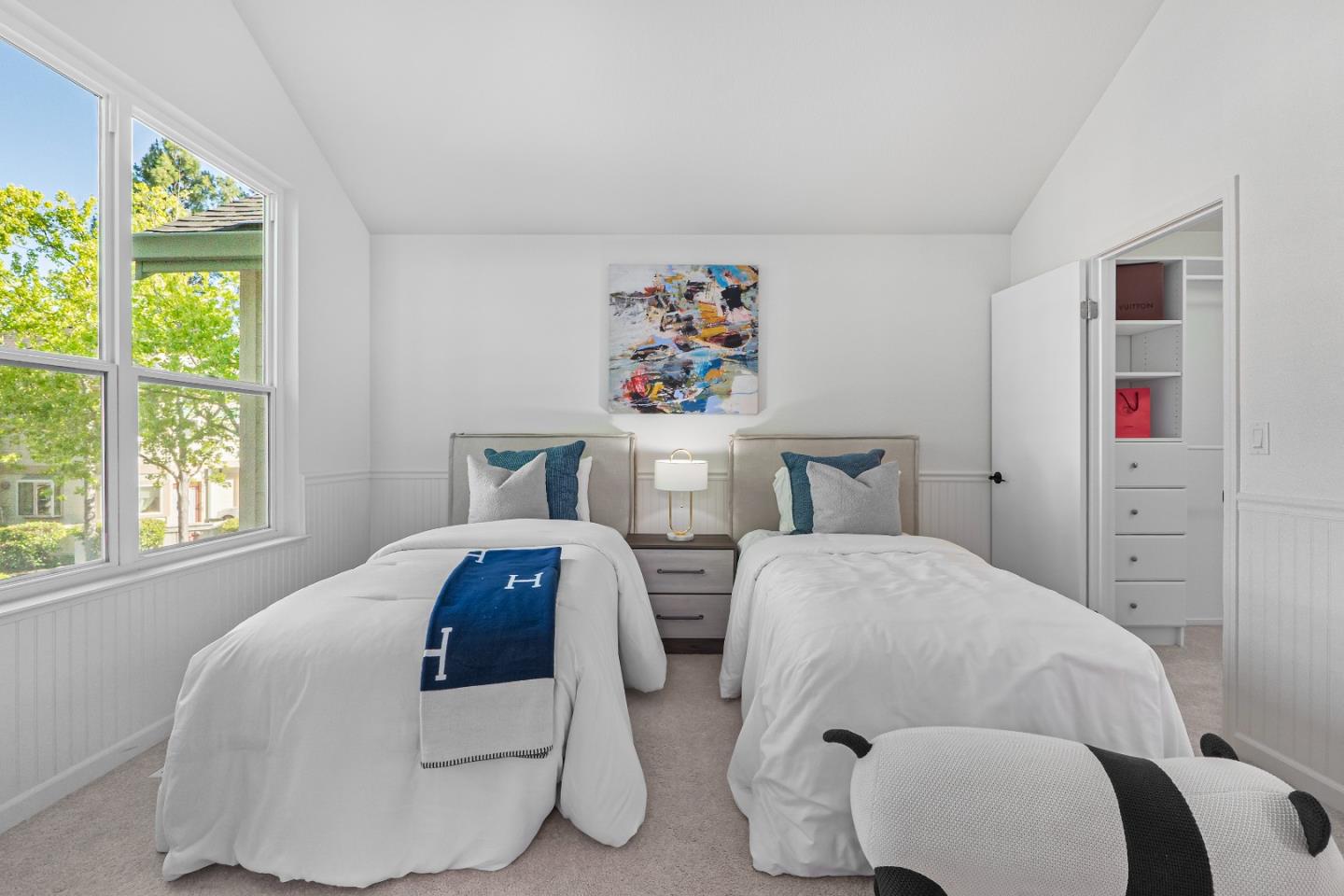Detail Gallery Image 17 of 39 For 332 Deerwood Ct #1104,  Mountain View,  CA 94040 - 2 Beds | 2/1 Baths