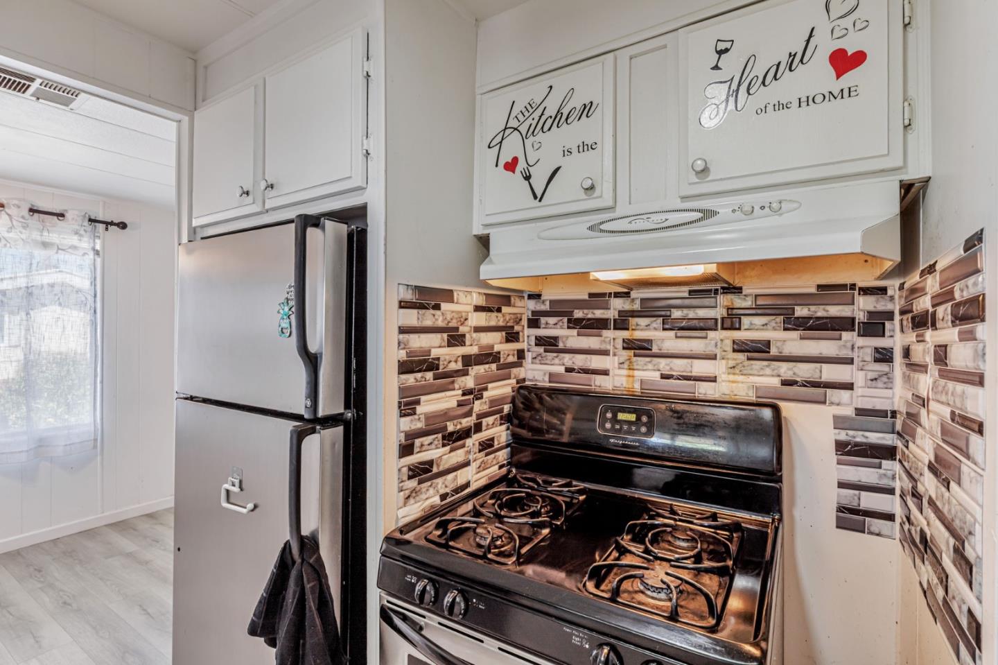 Detail Gallery Image 15 of 36 For 200 Burnett Ave #105,  Morgan Hill,  CA 95037 - 2 Beds | 1 Baths