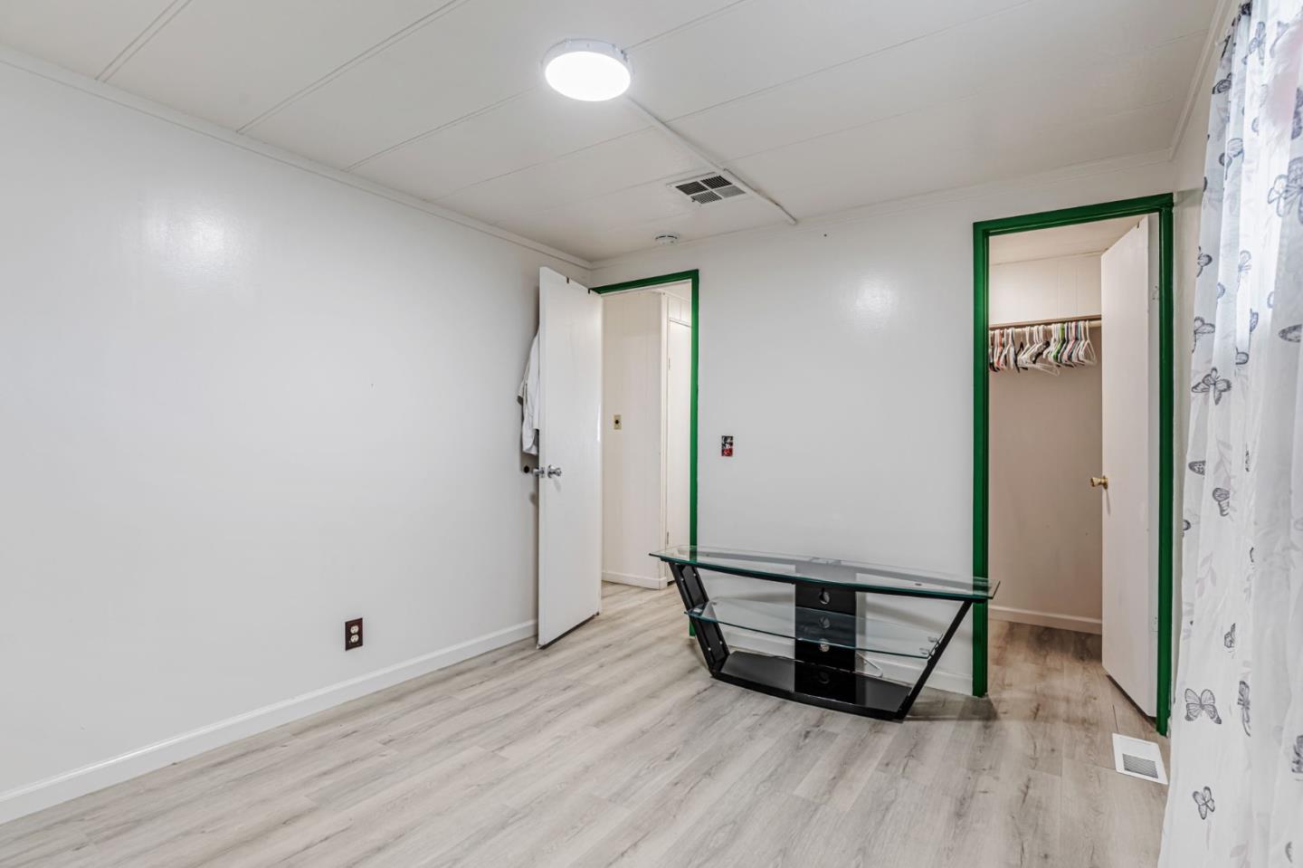 Detail Gallery Image 23 of 36 For 200 Burnett Ave #105,  Morgan Hill,  CA 95037 - 2 Beds | 1 Baths