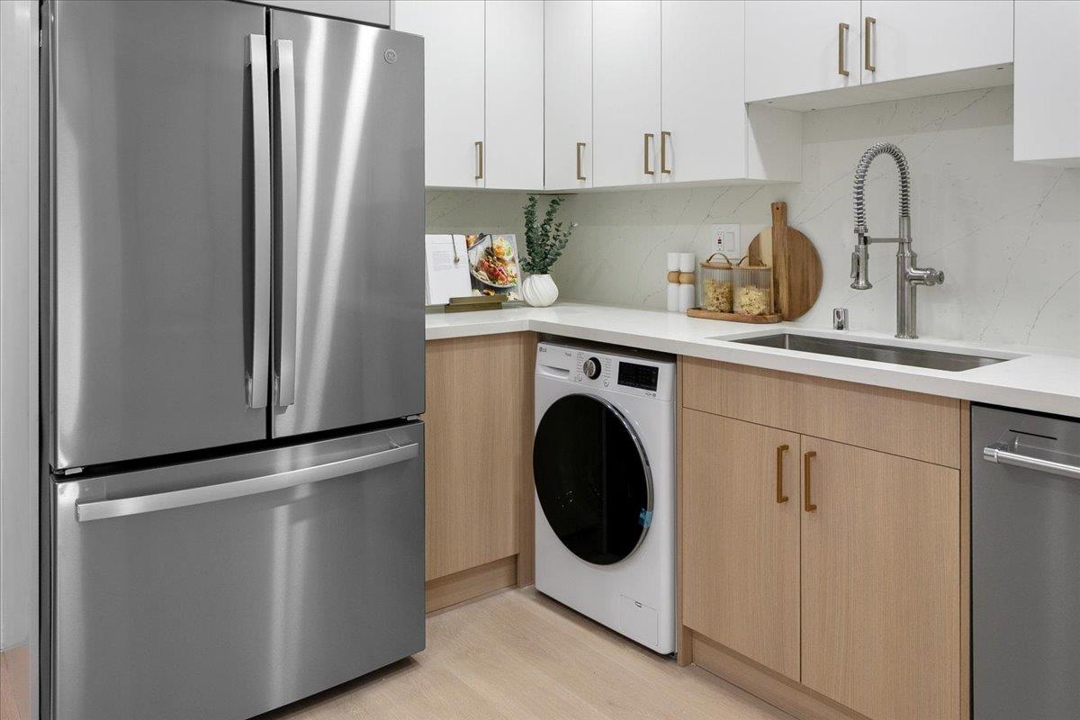 Detail Gallery Image 10 of 37 For 762 University Ave, Palo Alto,  CA 94301 - 2 Beds | 2 Baths