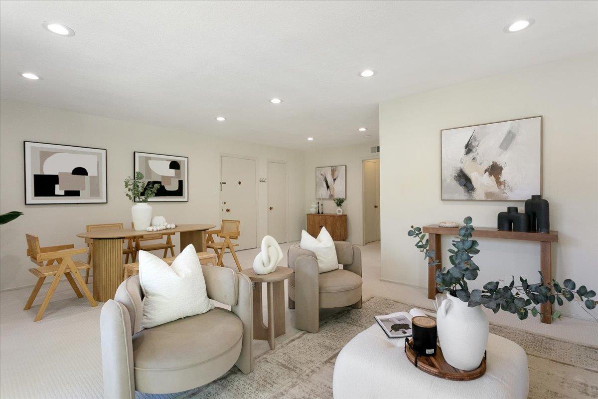 Detail Gallery Image 19 of 37 For 762 University Ave, Palo Alto,  CA 94301 - 2 Beds | 2 Baths