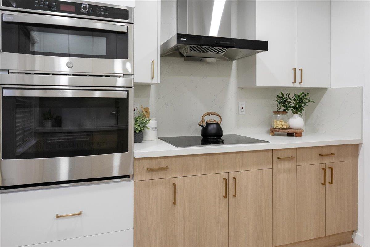 Detail Gallery Image 9 of 37 For 762 University Ave, Palo Alto,  CA 94301 - 2 Beds | 2 Baths