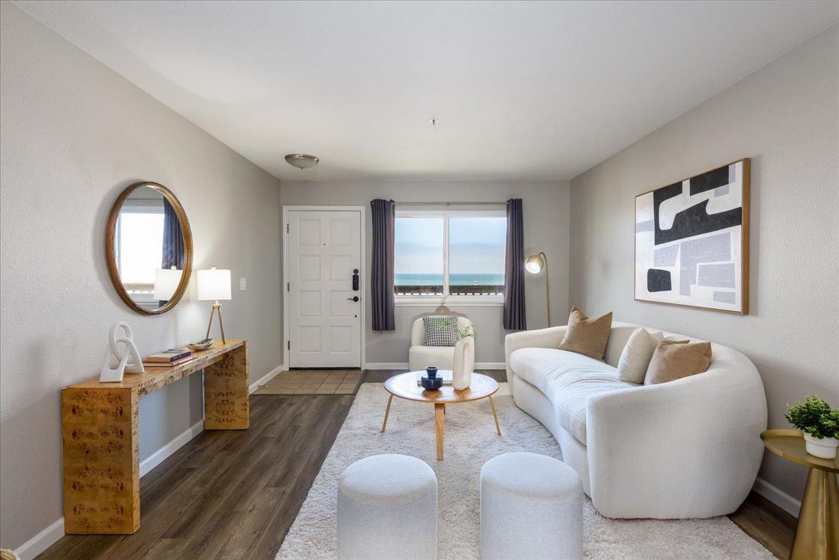 Detail Gallery Image 2 of 16 For 2355 Beach Blvd #303,  Pacifica,  CA 94044 - 2 Beds | 2 Baths