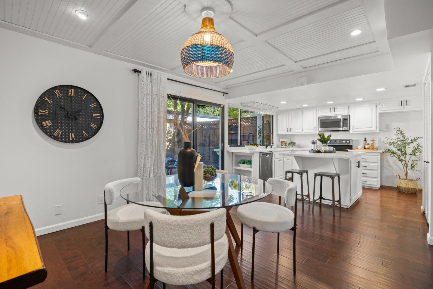 Detail Gallery Image 9 of 30 For 7094 Coral Gables Cir, San Jose,  CA 95139 - 3 Beds | 2/1 Baths