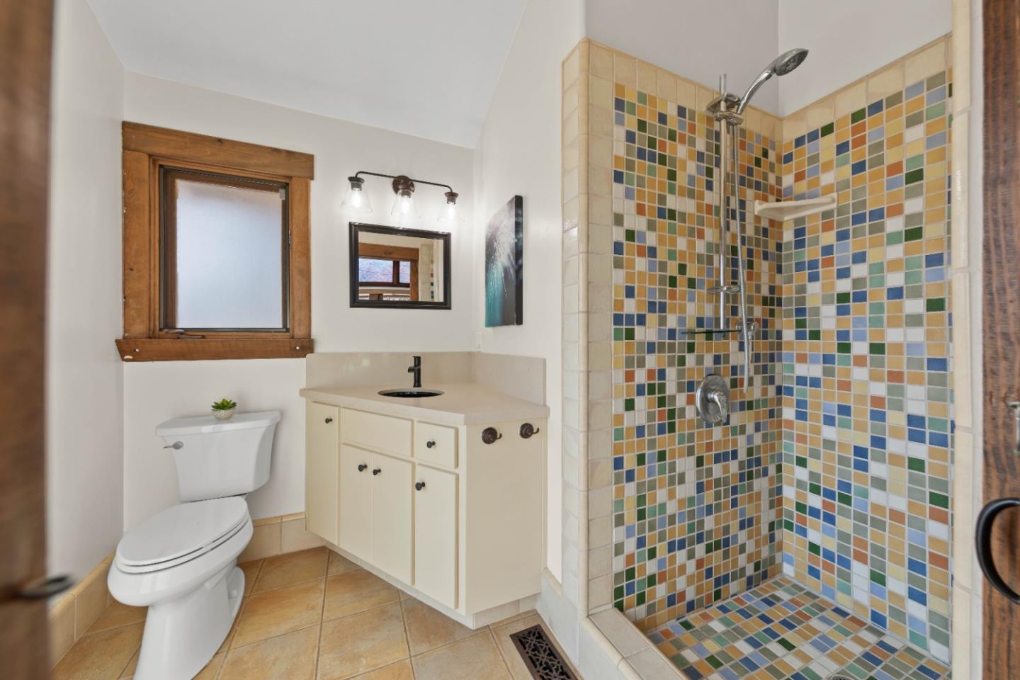 Detail Gallery Image 29 of 52 For 141 Corona Ct, Watsonville,  CA 95076 - 4 Beds | 4 Baths