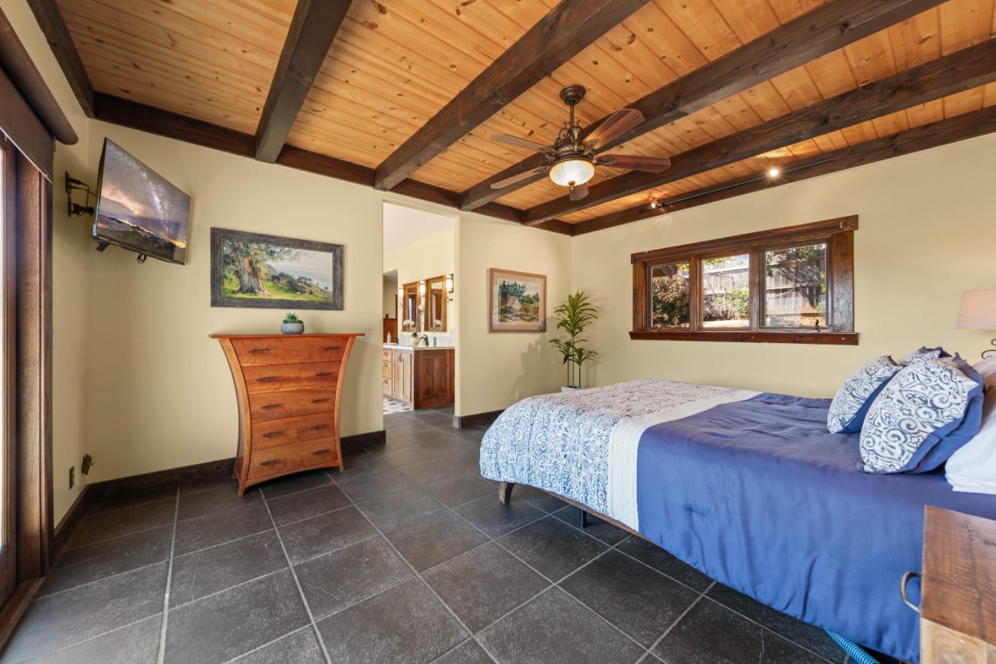 Detail Gallery Image 33 of 52 For 141 Corona Ct, Watsonville,  CA 95076 - 4 Beds | 4 Baths