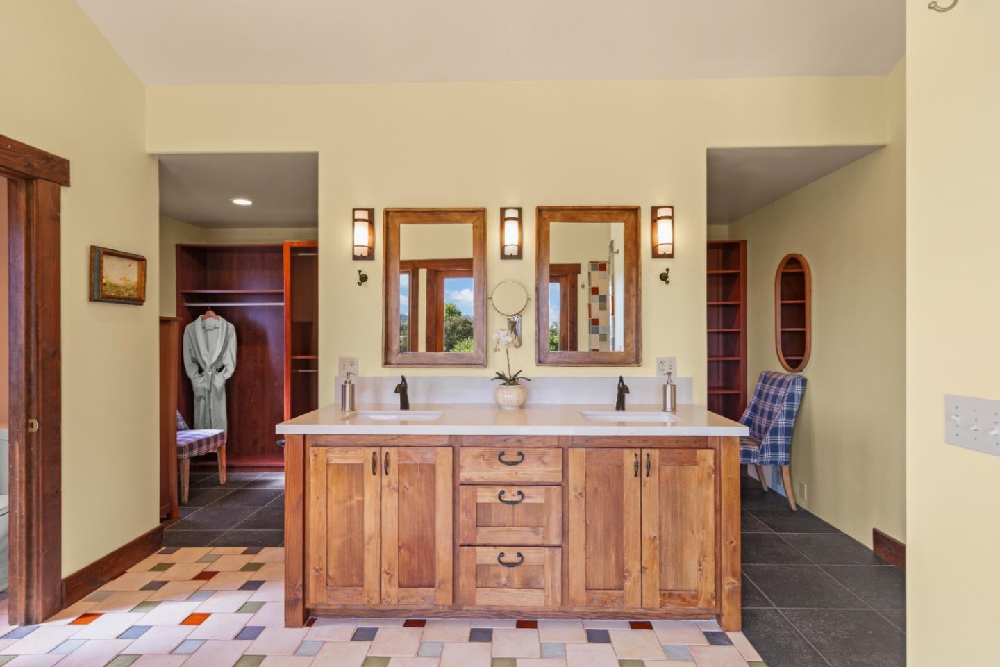 Detail Gallery Image 37 of 52 For 141 Corona Ct, Watsonville,  CA 95076 - 4 Beds | 4 Baths
