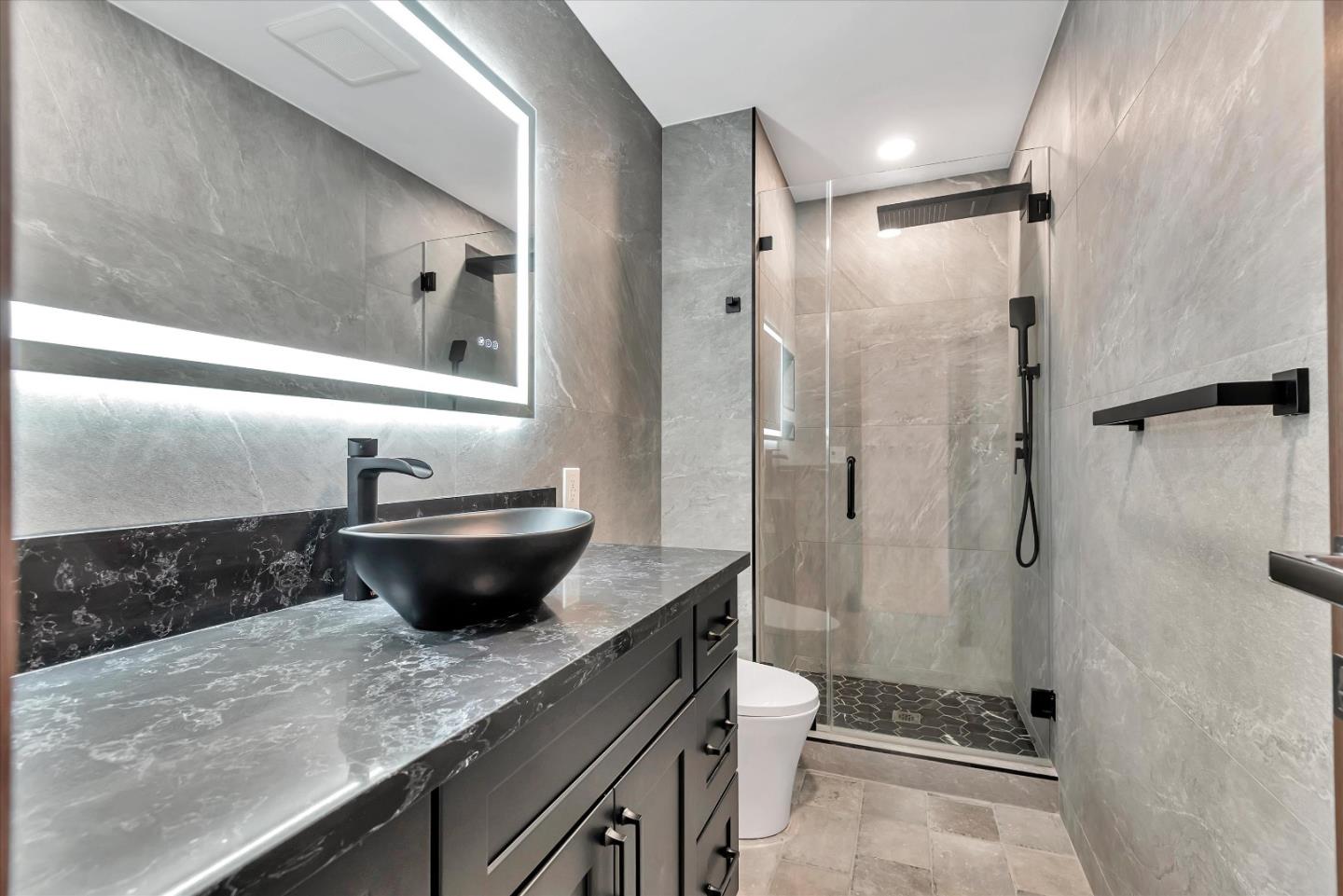 Detail Gallery Image 13 of 23 For 8650 Gulana Ave #C3053,  Playa Del Rey,  CA 90293 - 3 Beds | 2 Baths