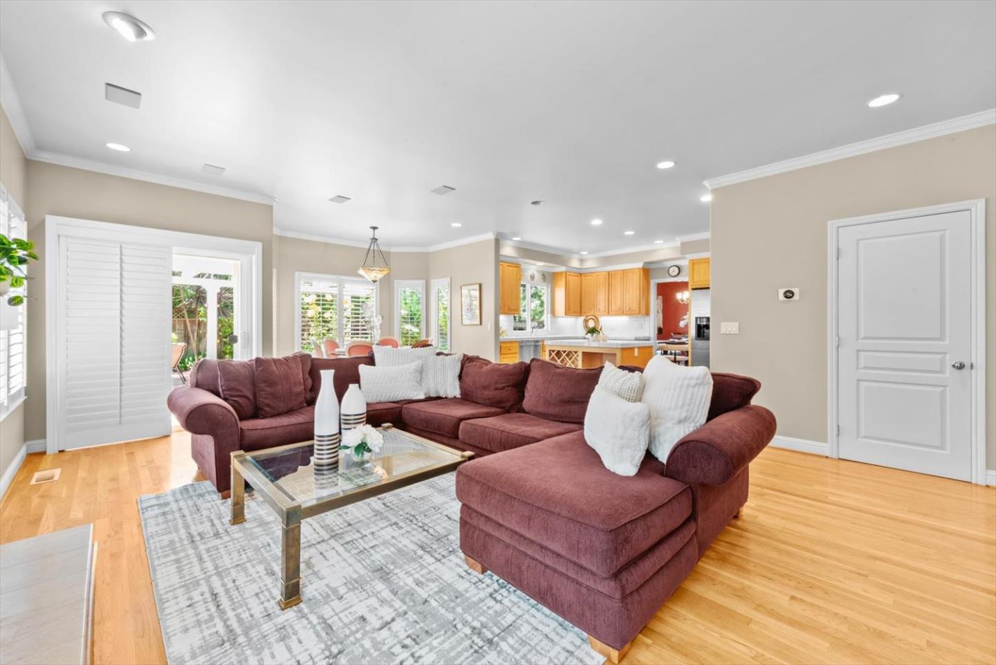 Detail Gallery Image 14 of 36 For 2828 Hacienda St, San Mateo,  CA 94403 - 4 Beds | 3 Baths