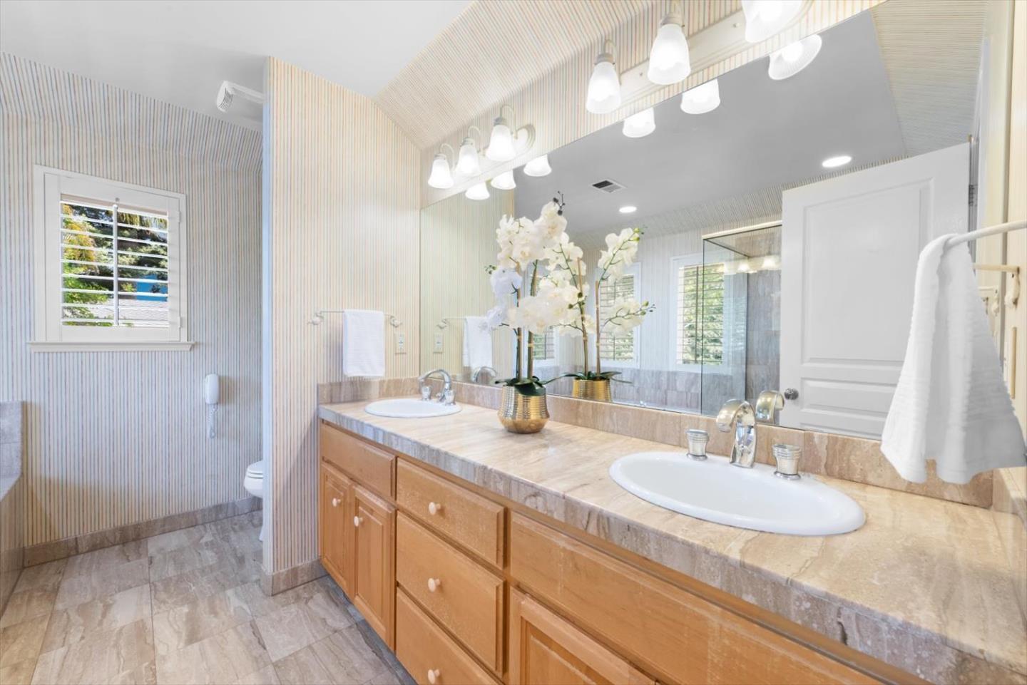 Detail Gallery Image 22 of 36 For 2828 Hacienda St, San Mateo,  CA 94403 - 4 Beds | 3 Baths