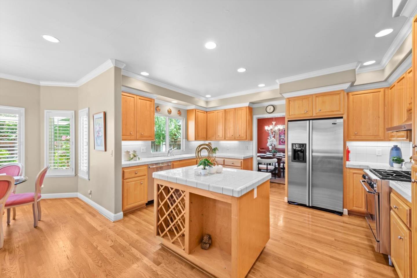 Detail Gallery Image 9 of 36 For 2828 Hacienda St, San Mateo,  CA 94403 - 4 Beds | 3 Baths