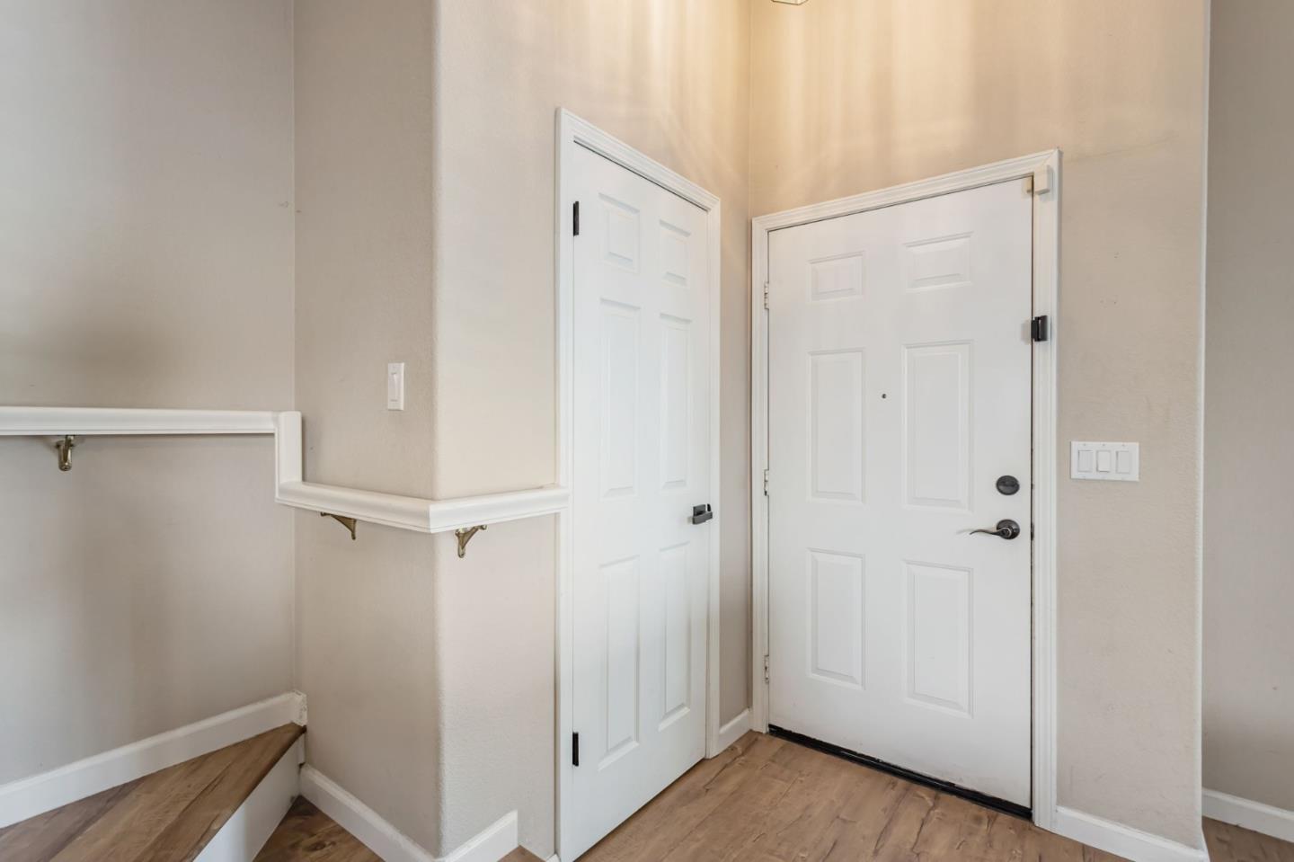 Detail Gallery Image 10 of 63 For 2711 Valley View Rd, Hollister,  CA 95023 - 4 Beds | 3 Baths