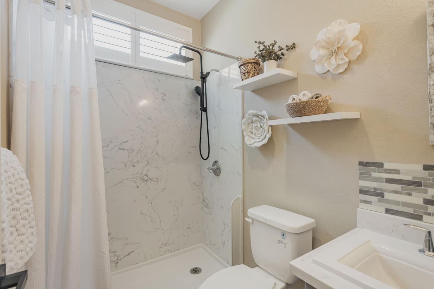 Detail Gallery Image 44 of 63 For 2711 Valley View Rd, Hollister,  CA 95023 - 4 Beds | 3 Baths