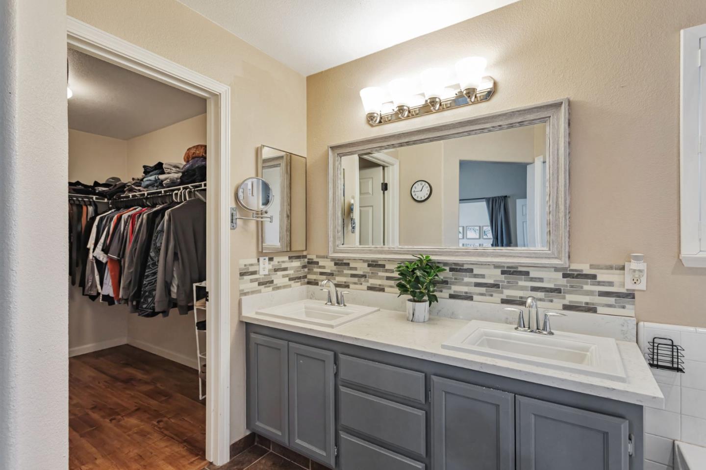 Detail Gallery Image 47 of 63 For 2711 Valley View Rd, Hollister,  CA 95023 - 4 Beds | 3 Baths