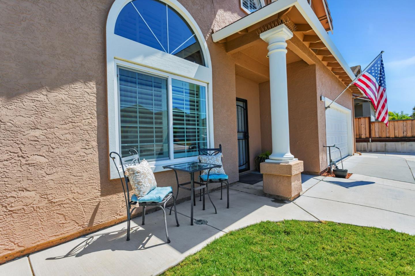 Detail Gallery Image 5 of 63 For 2711 Valley View Rd, Hollister,  CA 95023 - 4 Beds | 3 Baths