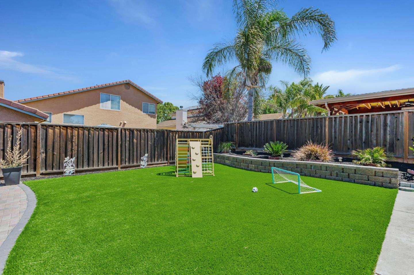 Detail Gallery Image 59 of 63 For 2711 Valley View Rd, Hollister,  CA 95023 - 4 Beds | 3 Baths