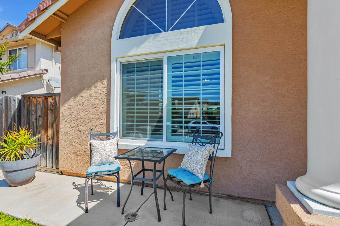 Detail Gallery Image 6 of 63 For 2711 Valley View Rd, Hollister,  CA 95023 - 4 Beds | 3 Baths