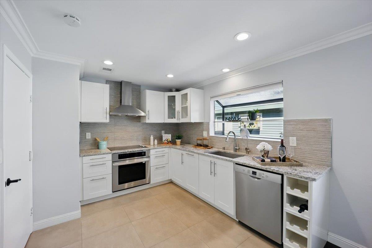 Detail Gallery Image 16 of 43 For 2216 Fazeli Ct, Campbell,  CA 95008 - 3 Beds | 2/1 Baths