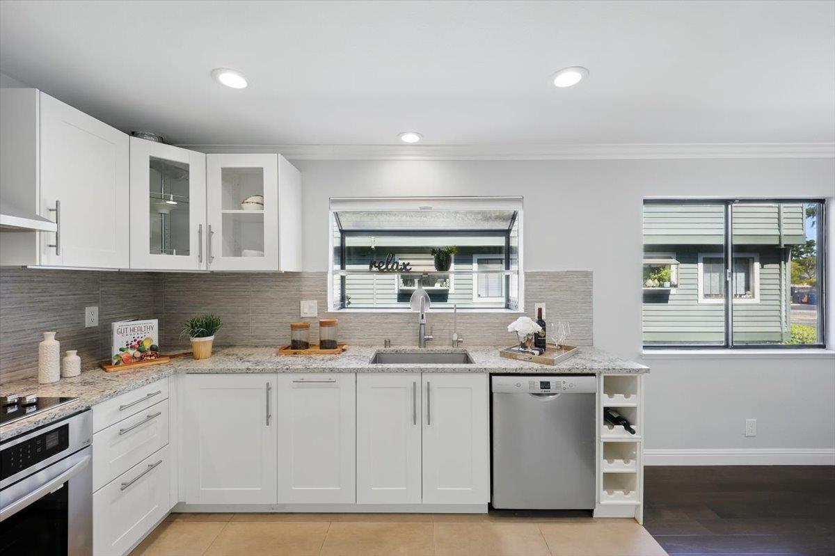 Detail Gallery Image 18 of 43 For 2216 Fazeli Ct, Campbell,  CA 95008 - 3 Beds | 2/1 Baths