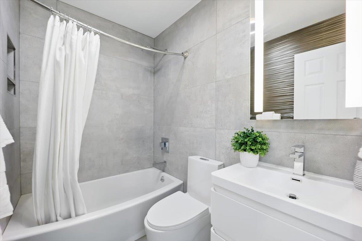 Detail Gallery Image 34 of 43 For 2216 Fazeli Ct, Campbell,  CA 95008 - 3 Beds | 2/1 Baths