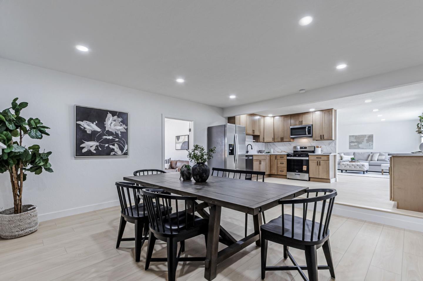 Detail Gallery Image 13 of 38 For 1615 Dennis Ave, Milpitas,  CA 95035 - 3 Beds | 2 Baths