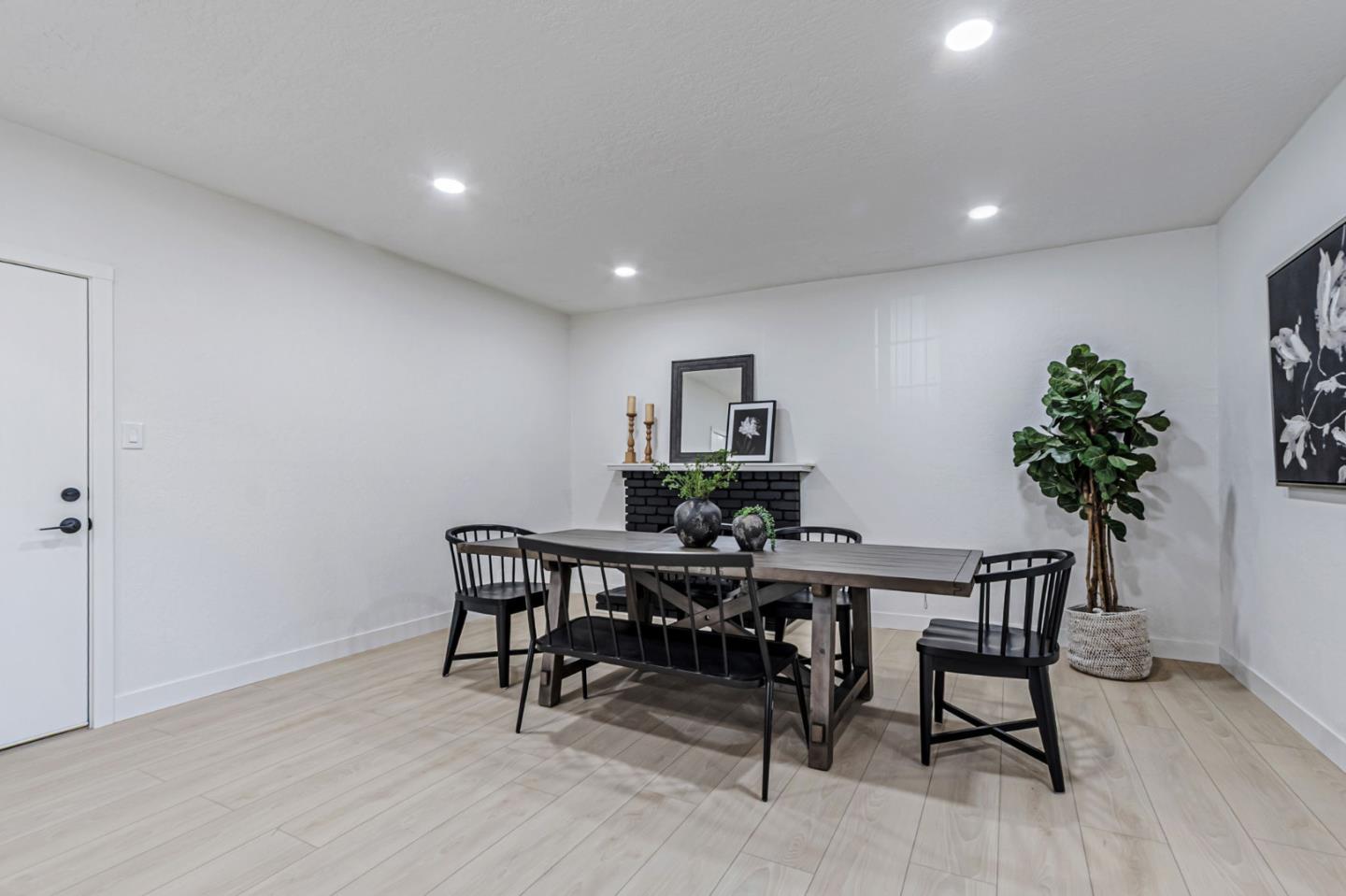 Detail Gallery Image 16 of 38 For 1615 Dennis Ave, Milpitas,  CA 95035 - 3 Beds | 2 Baths