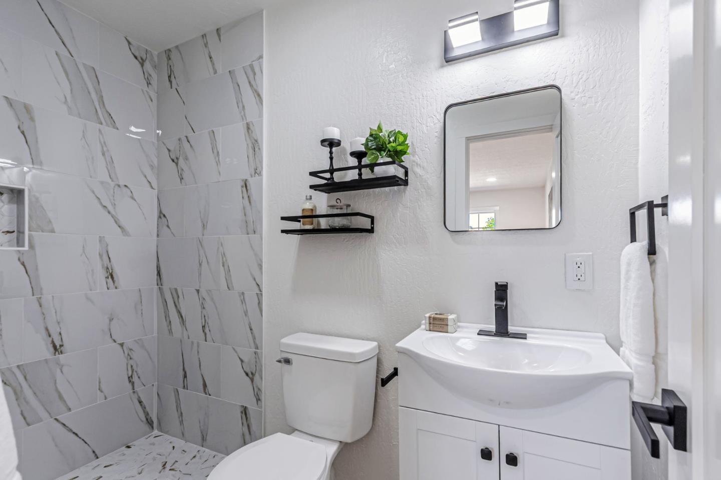 Detail Gallery Image 30 of 38 For 1615 Dennis Ave, Milpitas,  CA 95035 - 3 Beds | 2 Baths