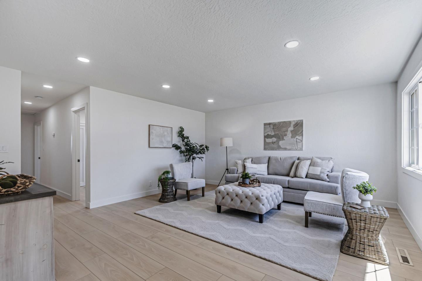 Detail Gallery Image 6 of 38 For 1615 Dennis Ave, Milpitas,  CA 95035 - 3 Beds | 2 Baths