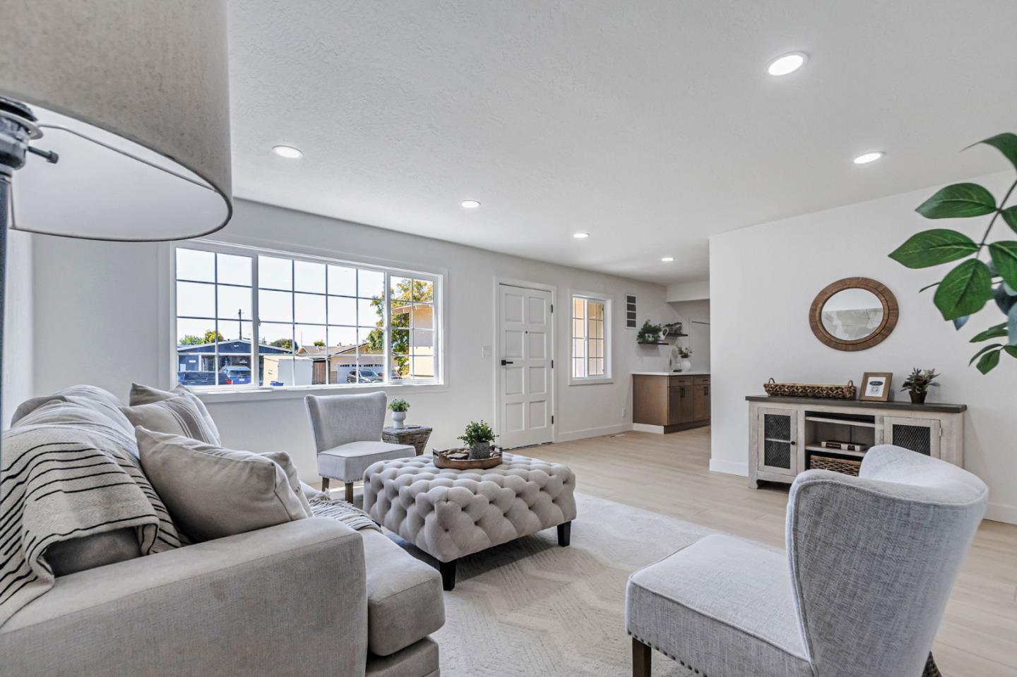 Detail Gallery Image 9 of 38 For 1615 Dennis Ave, Milpitas,  CA 95035 - 3 Beds | 2 Baths