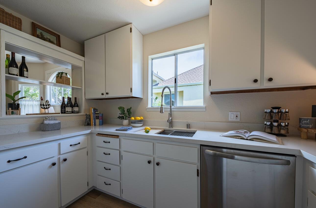 Detail Gallery Image 25 of 61 For 570-572 Belden St, Monterey,  CA 93940 - – Beds | – Baths