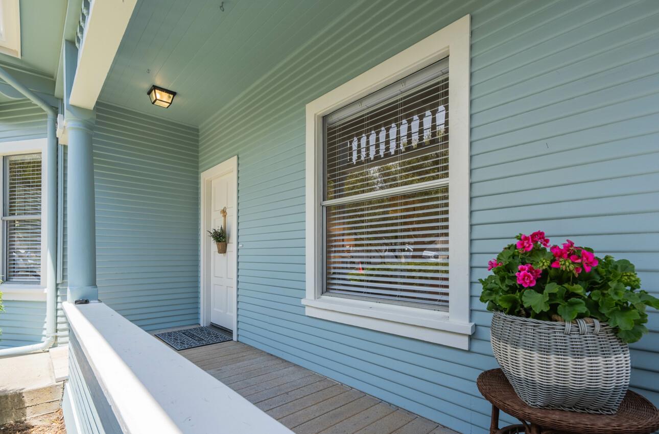 Detail Gallery Image 6 of 61 For 570-572 Belden St, Monterey,  CA 93940 - – Beds | – Baths