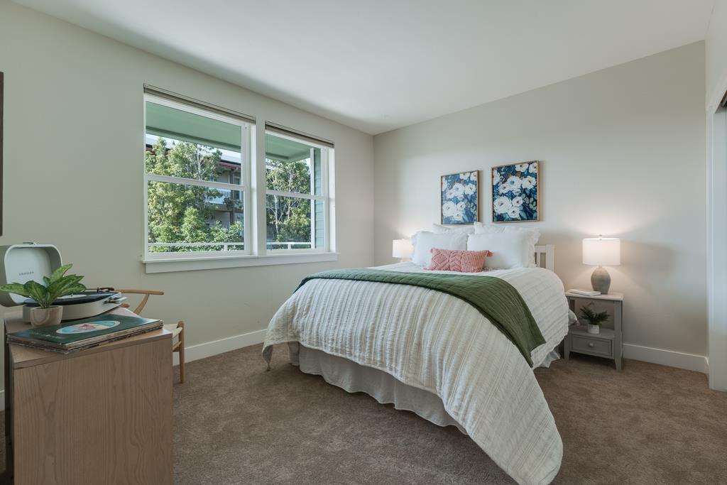 Detail Gallery Image 12 of 29 For 708 Frederick St #204,  Santa Cruz,  CA 95062 - 2 Beds | 1 Baths