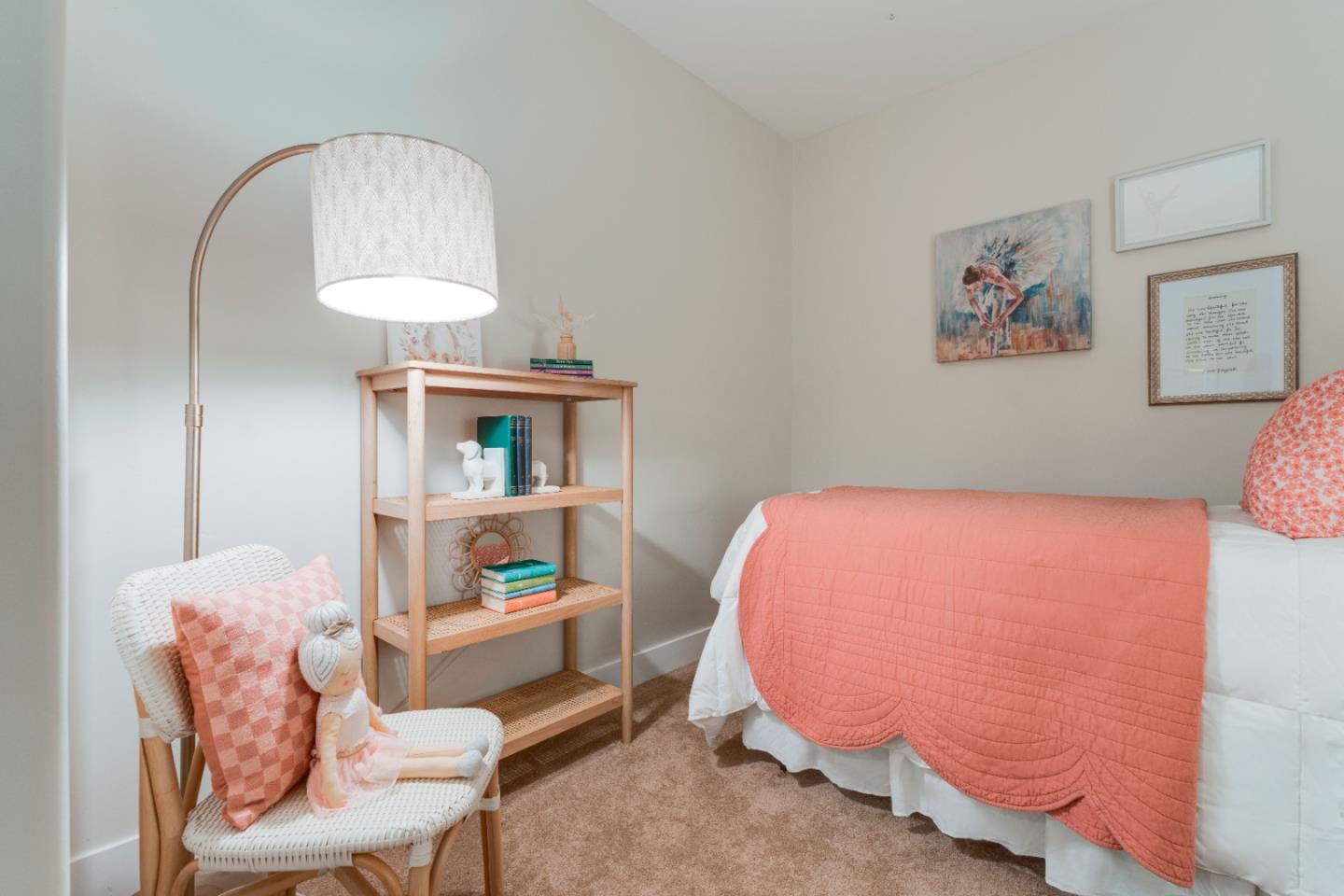 Detail Gallery Image 20 of 29 For 708 Frederick St #204,  Santa Cruz,  CA 95062 - 2 Beds | 1 Baths