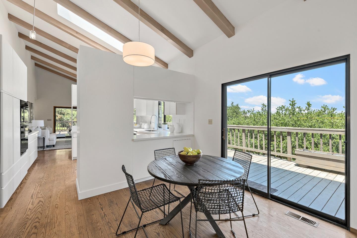 Detail Gallery Image 10 of 40 For 14449 Liddicoat Cir, Los Altos Hills,  CA 94022 - 3 Beds | 2 Baths