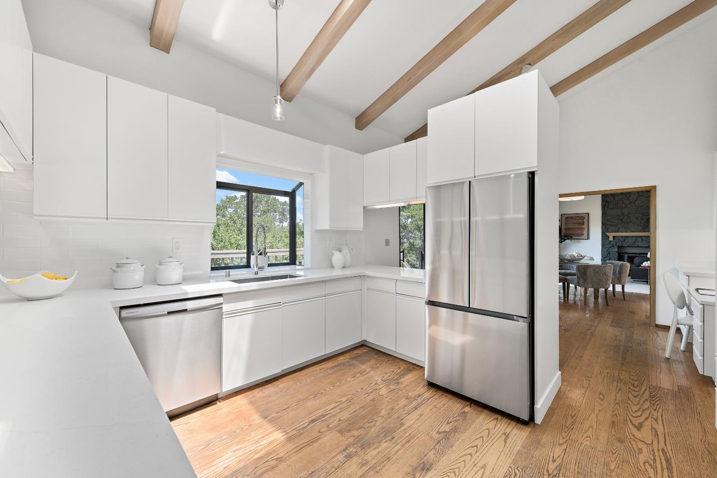 Detail Gallery Image 13 of 40 For 14449 Liddicoat Cir, Los Altos Hills,  CA 94022 - 3 Beds | 2 Baths