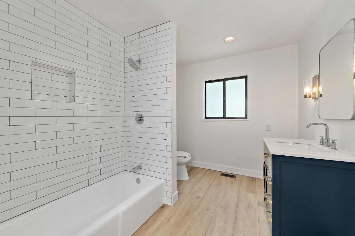 Detail Gallery Image 26 of 40 For 14449 Liddicoat Cir, Los Altos Hills,  CA 94022 - 3 Beds | 2 Baths