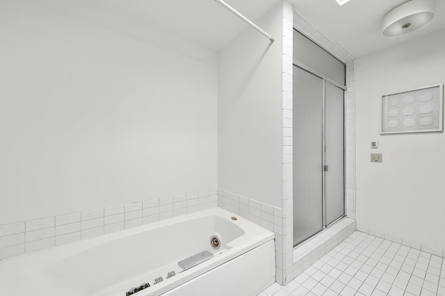 Detail Gallery Image 32 of 40 For 14449 Liddicoat Cir, Los Altos Hills,  CA 94022 - 3 Beds | 2 Baths