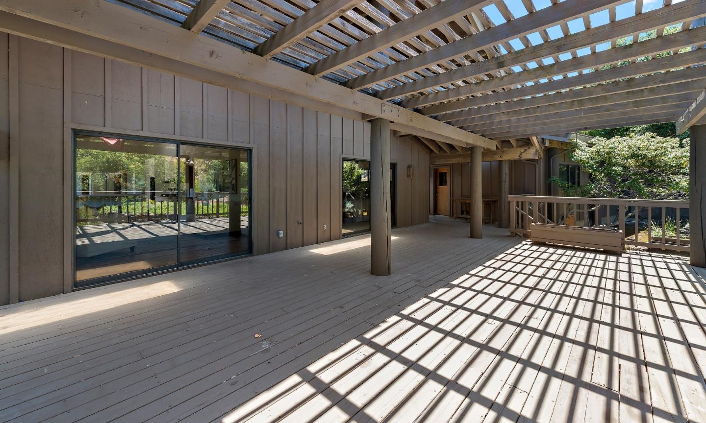Detail Gallery Image 39 of 40 For 14449 Liddicoat Cir, Los Altos Hills,  CA 94022 - 3 Beds | 2 Baths