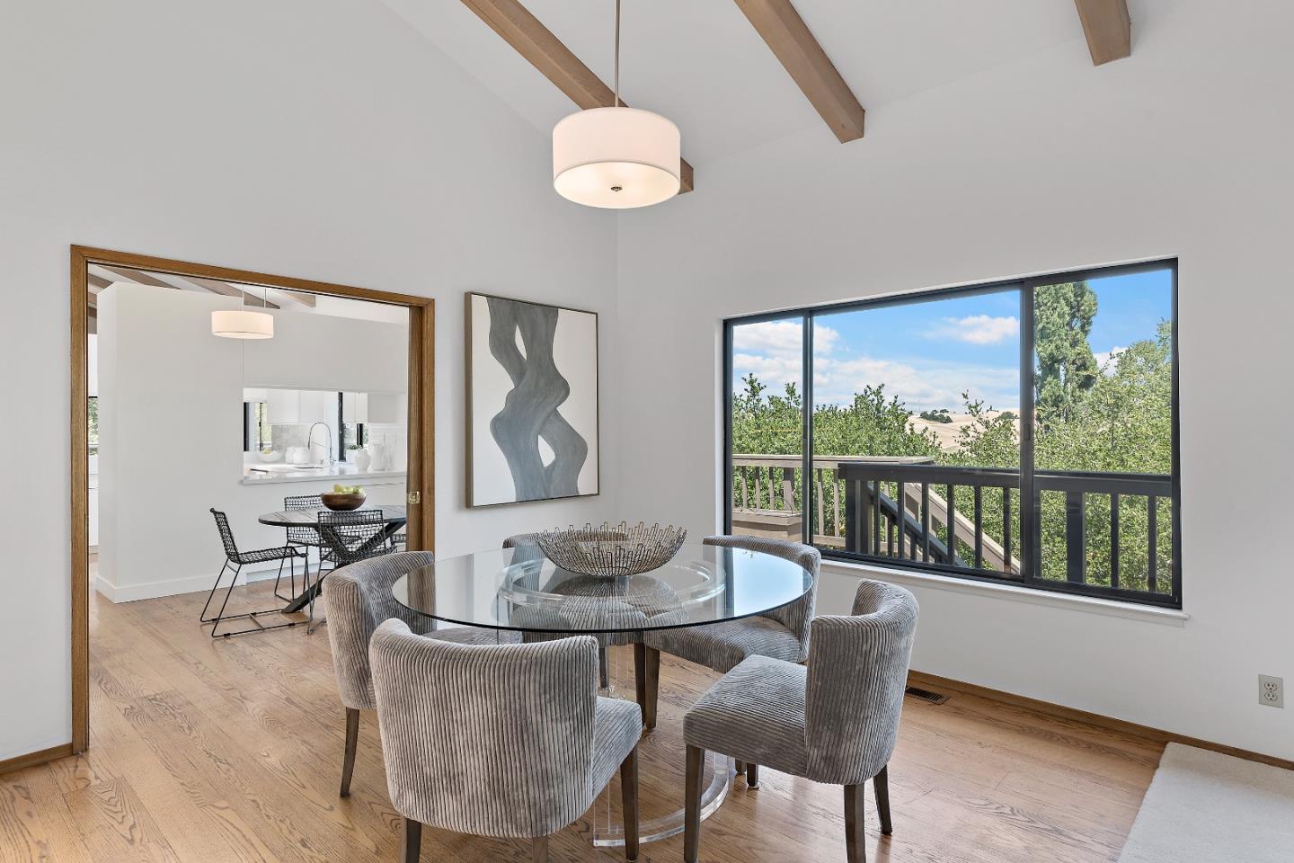 Detail Gallery Image 9 of 40 For 14449 Liddicoat Cir, Los Altos Hills,  CA 94022 - 3 Beds | 2 Baths