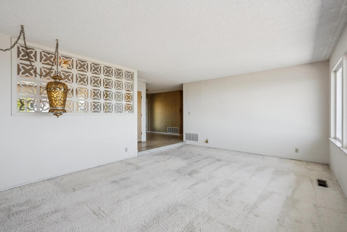 Detail Gallery Image 12 of 63 For 3324 Melendy Dr, San Carlos,  CA 94070 - 3 Beds | 2/2 Baths