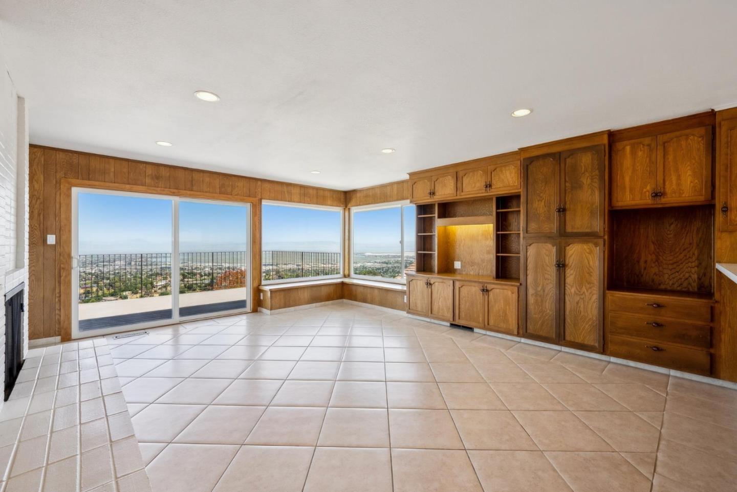 Detail Gallery Image 14 of 63 For 3324 Melendy Dr, San Carlos,  CA 94070 - 3 Beds | 2/2 Baths